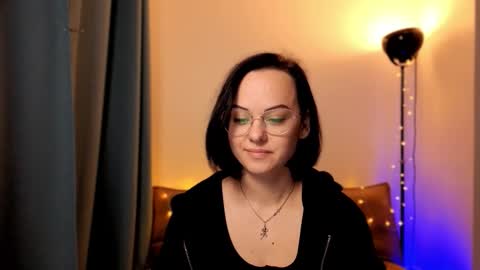 MiraSkyy online show from November 2, 5:26 pm