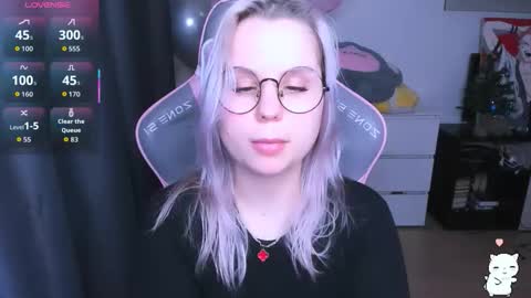 Kira online show from February 2, 8:29 pm