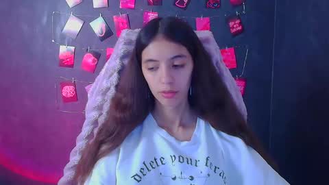 Snapshot of miri_miss chatting on October 30, 12:28 pm Miri online show from October 30, 12:28 pm