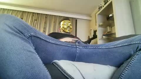 Snapshot of mirtoblack chatting on February 4, 8:49 pm mirtoblack online show from February 4, 8:49 pm