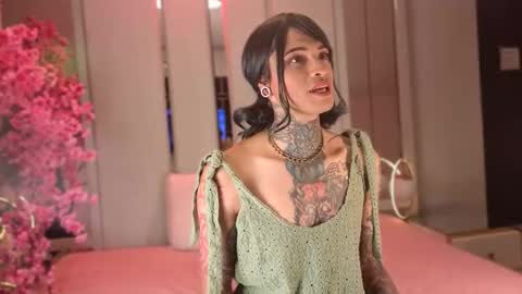 Snapshot of misakiseis chatting on February 12, 3:07 pm online show from February 12, 3:07 pm