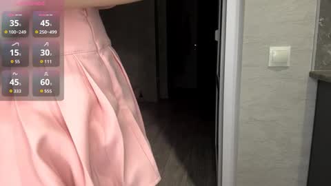 Molly online show from April 17, 8:23 pm