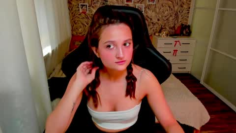 mishel_a_mur online show from May 25, 12:38 am