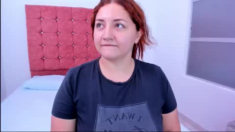 Snapshot of mishell_lovely chatting on February 23, 12:24 pm Mishell online show from February 23, 12:24 pm