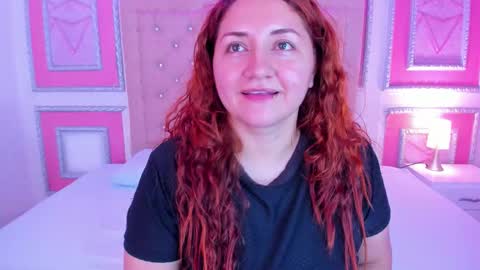 Snapshot of mishell_lovely chatting on March 1, 2:02 am Mishell online show from March 1, 2:02 am