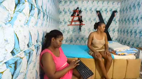 Snapshot of mishyfreaky chatting on June 20, 10:12 pm Mishy online show from June 20, 10:12 pm