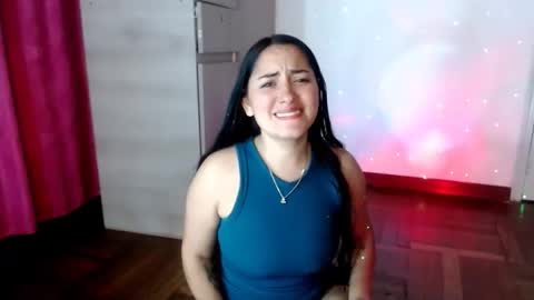 Snapshot of misnicol chatting on January 17, 12:59 am Nicol online show from January 17, 12:59 am