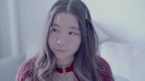 Snapshot of miso_misa chatting on April 11, 9:35 am Misa online show from April 11, 9:35 am