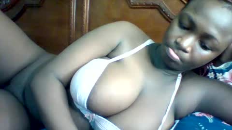 miss440 online show from February 20, 9:37 pm
