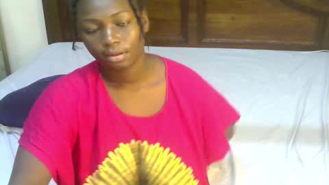 miss440 online show from March 8, 9:29 pm
