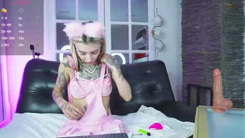 miss___angel online show from March 26, 11:05 am