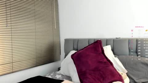 miss__jones_ online show from November 30, 11:20 pm