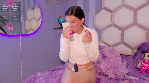 miss__jones_ online show from July 8, 12:31 pm