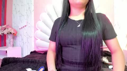 miss__star_ online show from May 21, 1:51 pm