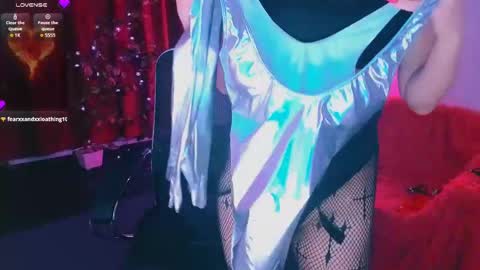 miss_alice_silver online show from May 30, 6:27 pm