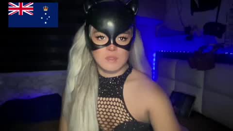 Snapshot of miss_antonette_xxx chatting on June 26, 3:33 am Call me Miss Antonette online show from June 26, 3:33 am