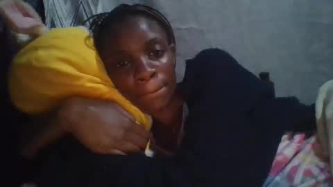 miss_belllo online show from March 5, 10:10 pm