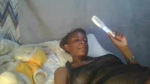 miss_belllo online show from March 8, 9:39 am