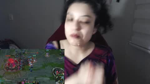 Snapshot of miss_carmila chatting on November 7, 2:33 am Miss Carmila online show from November 7, 2:33 am