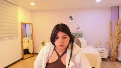 Snapshot of miss_cataleya__ chatting on June 14, 11:23 am Cataleya online show from June 14, 11:23 am