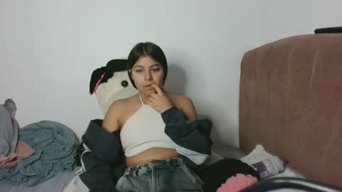 miss_chellsea online show from May 7, 6:08 am