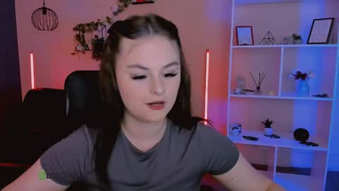 miss_courtney online show from May 25, 8:53 am