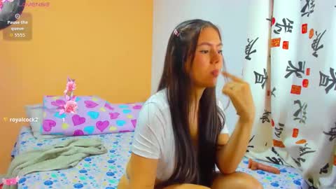 Chryss online show from March 4, 3:29 pm