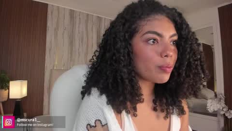 CANDELA CASTRO  online show from February 23, 12:35 pm