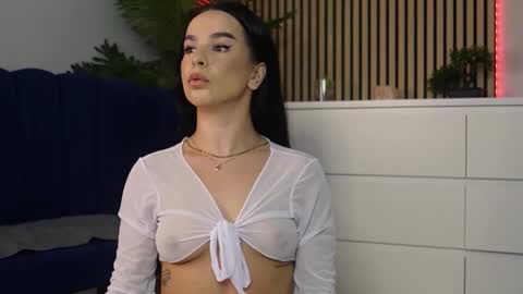 Denise online show from November 20, 9:03 pm