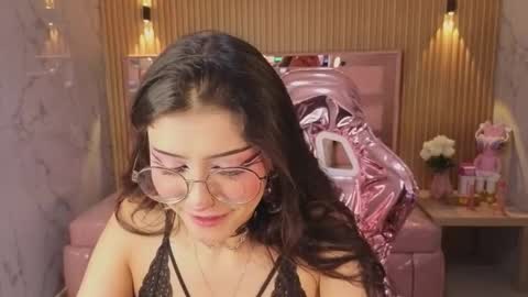 Snapshot of miss_devil_s chatting on February 17, 3:14 am miss_devil_s online show from February 17, 3:14 am