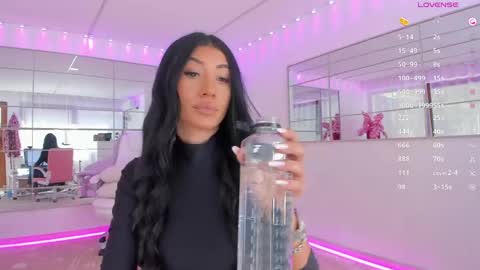 Snapshot of miss_diamond__ chatting on April 20, 7:33 am miss_diamond__ online show from April 20, 7:33 am