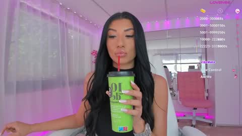 Snapshot of miss_diamond__ chatting on May 15, 6:53 am miss_diamond__ online show from May 15, 6:53 am