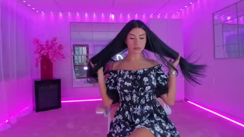Snapshot of miss_diamond__ chatting on May 23, 5:56 am miss_diamond__ online show from May 23, 5:56 am