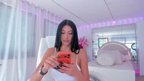 Snapshot of miss_diamond__ chatting on July 7, 7:09 am miss_diamond__ online show from July 7, 7:09 am