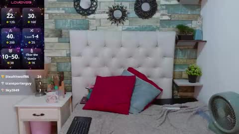 miss_evans_ online show from April 29, 5:30 pm