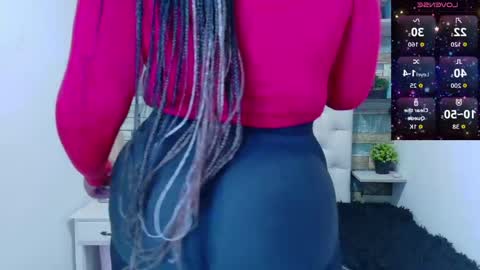 miss_evans_ online show from May 29, 1:53 pm