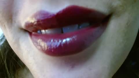 Snapshot of miss_evoleth2 chatting on June 22, 5:15 am Miss Evoleth online show from June 22, 5:15 am