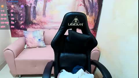 miss_helensexy online show from March 25, 11:27 am