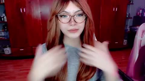 Snapshot of miss_hornydoll chatting on July 19, 1:31 am miss_hornydoll online show from July 19, 1:31 am