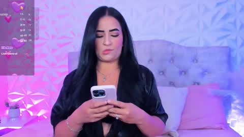 Ivy online show from March 1, 2:24 am