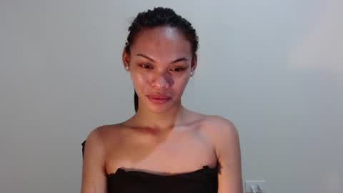Jhes online show from August 6, 1:24 pm