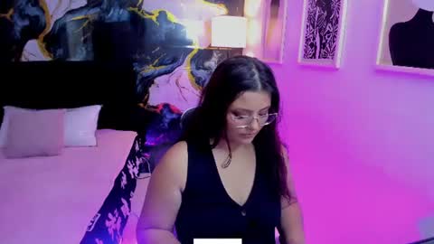 Kloe online show from June 24, 11:53 am