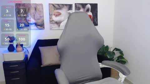 Laila online show from November 3, 1:40 am