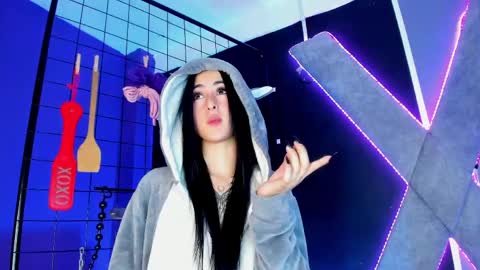Snapshot of miss_lilith_bdsm chatting on May 20, 4:57 pm miss_lilith_bdsm online show from May 20, 4:57 pm