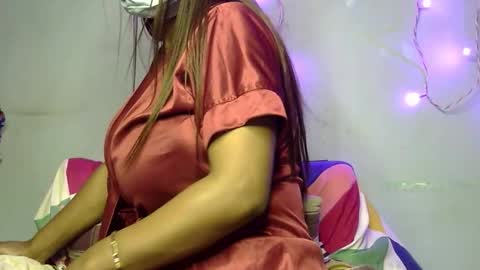 Snapshot of miss_mahi69 chatting on November 4, 7:57 pm Mahi online show from November 4, 7:57 pm