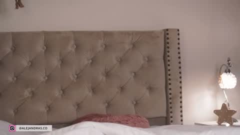 Snapshot of miss_meii chatting on March 3, 11:43 pm Alejandra online show from March 3, 11:43 pm