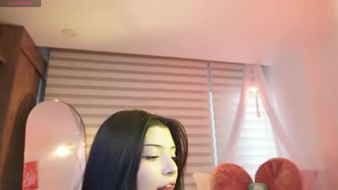 Snapshot of miss_meii chatting on April 1, 10:18 pm Alejandra online show from April 1, 10:18 pm