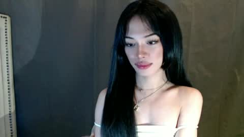 Snapshot of miss_moheera_xxx chatting on June 23, 7:56 pm Moheera online show from June 23, 7:56 pm