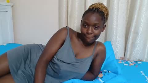Snapshot of miss_monroee chatting on April 24, 3:31 am monroe online show from April 24, 3:31 am