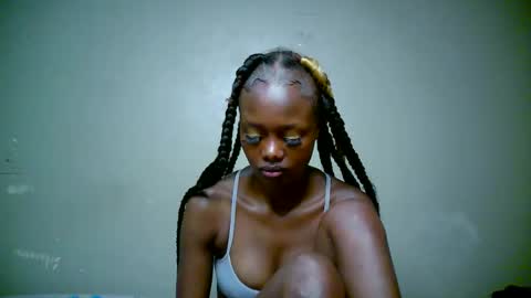 Snapshot of miss_pretty1 chatting on February 26, 8:46 am miss_pretty1 online show from February 26, 8:46 am